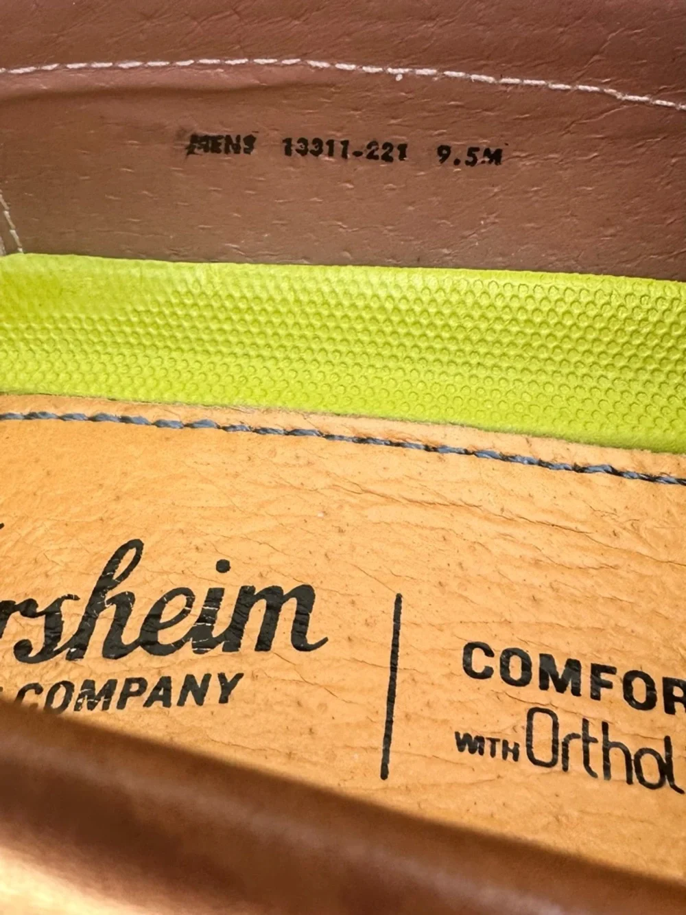 Florsheim key features